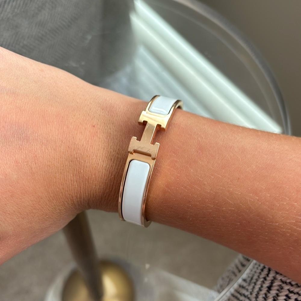 Hermes clic H bracelet in white
